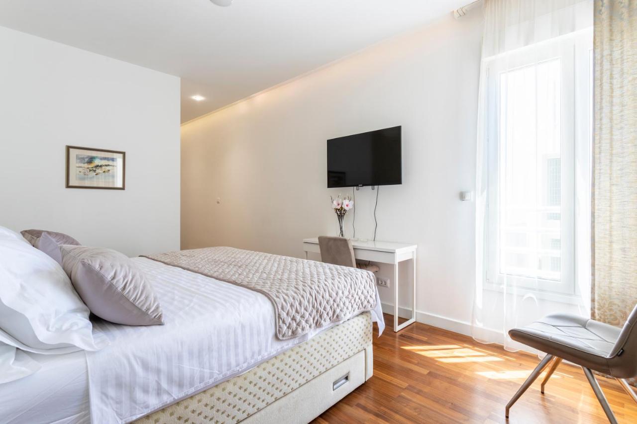 Apartments Blue Maris Znjan Split Extérieur photo